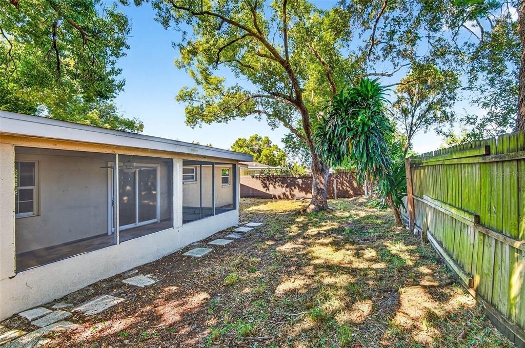 4752 Daphne Street - Photo 17