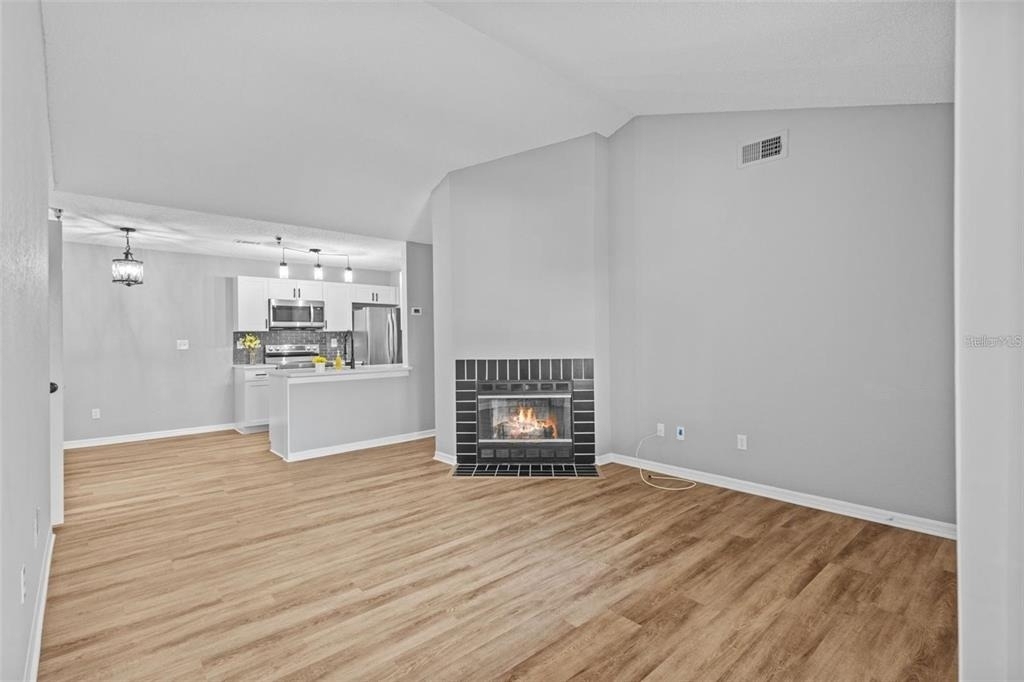 10265 Gandy Boulevard N - Photo 8