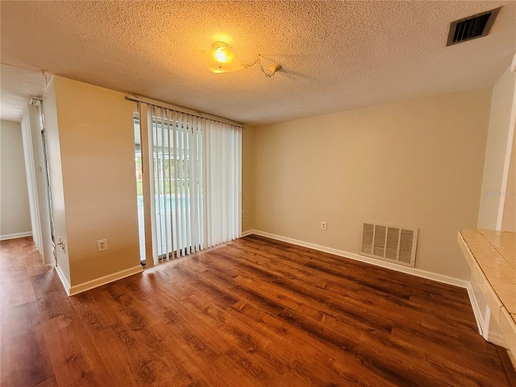 7910 Lilac Drive - Photo 7