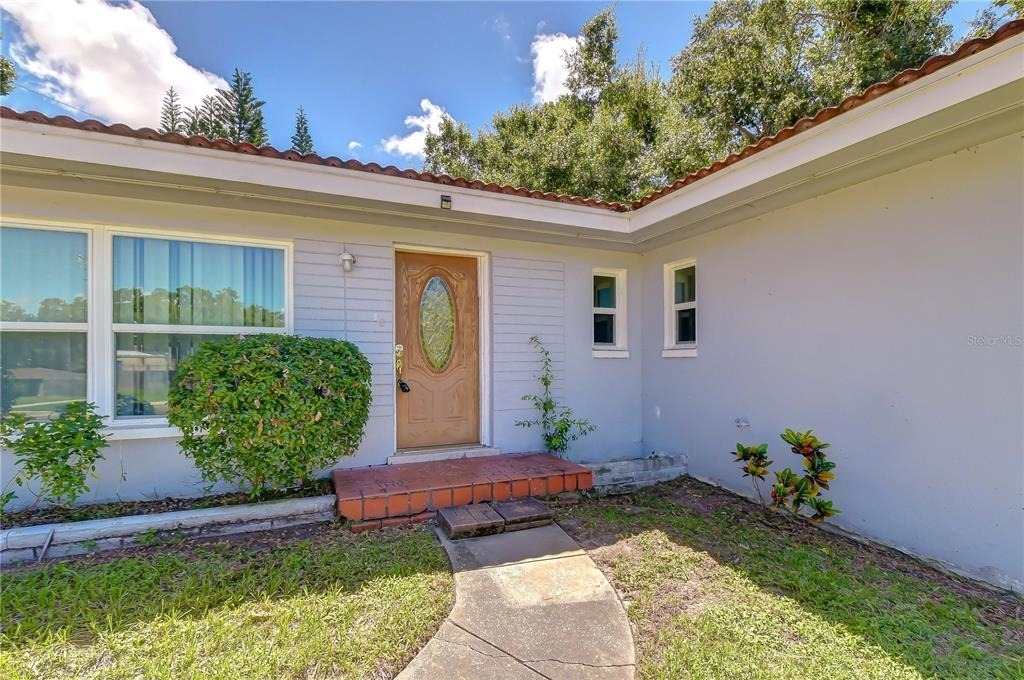 1001 Bay Breeze Terrace - Photo 2