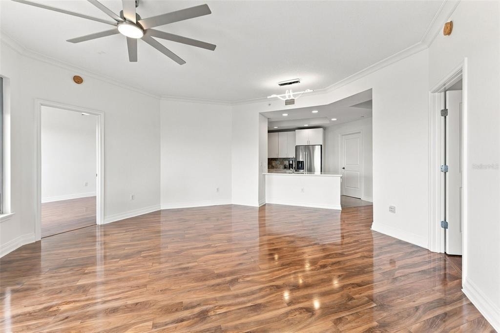 1209 E Cumberland Avenue - Photo 7