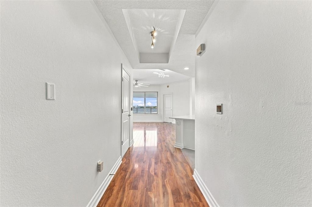 1209 E Cumberland Avenue - Photo 1