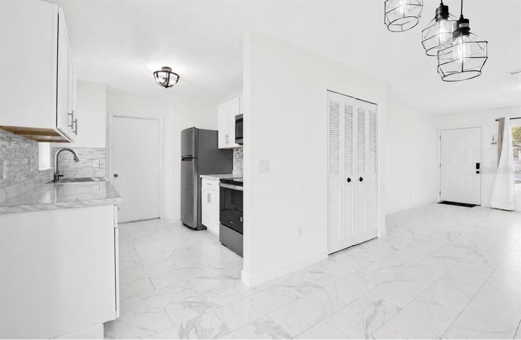 11423 Brithon Drive - Photo 2