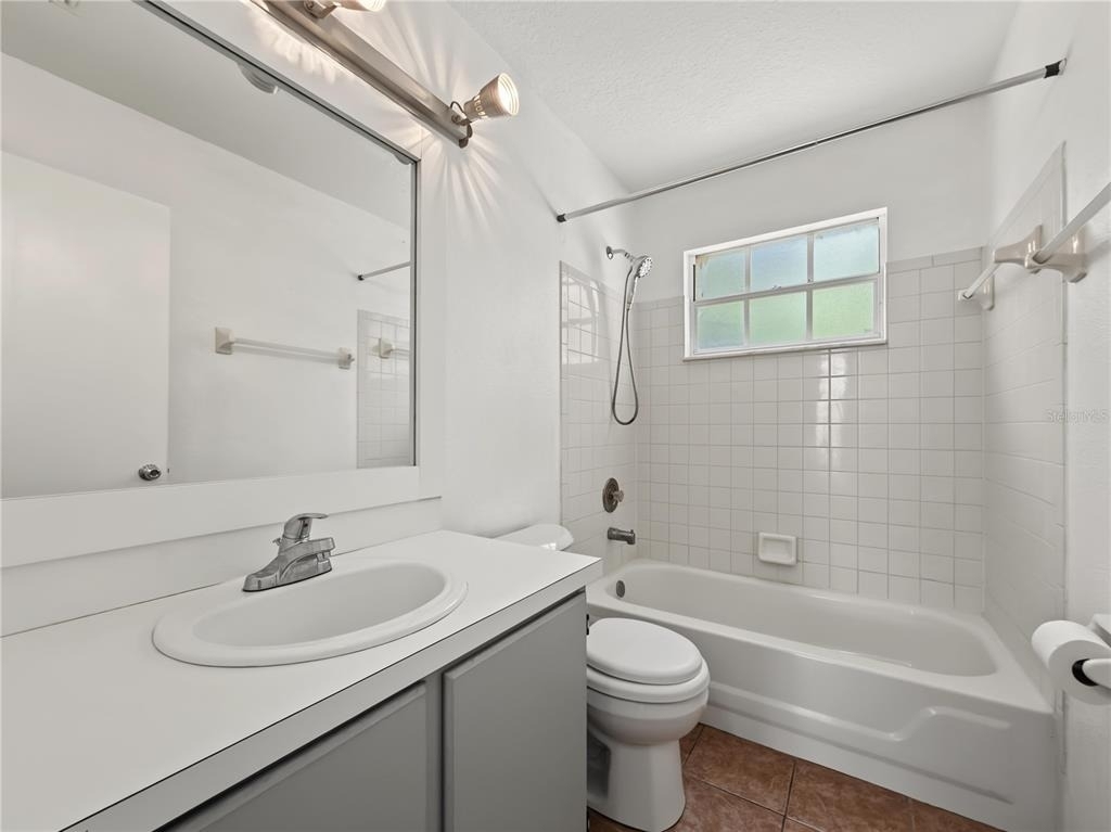 2011 Royal Bay Boulevard - Photo 22