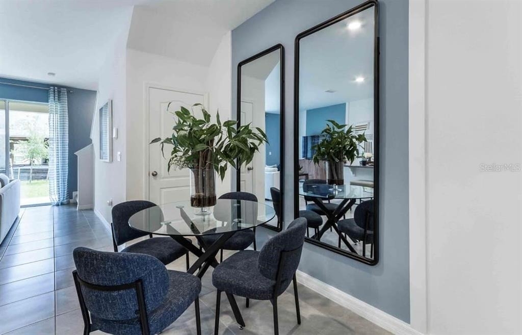 274 Reena Drive - Photo 3