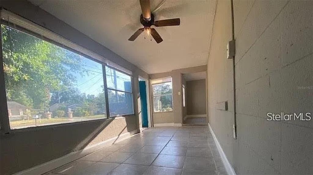 907 Columbia Street - Photo 2
