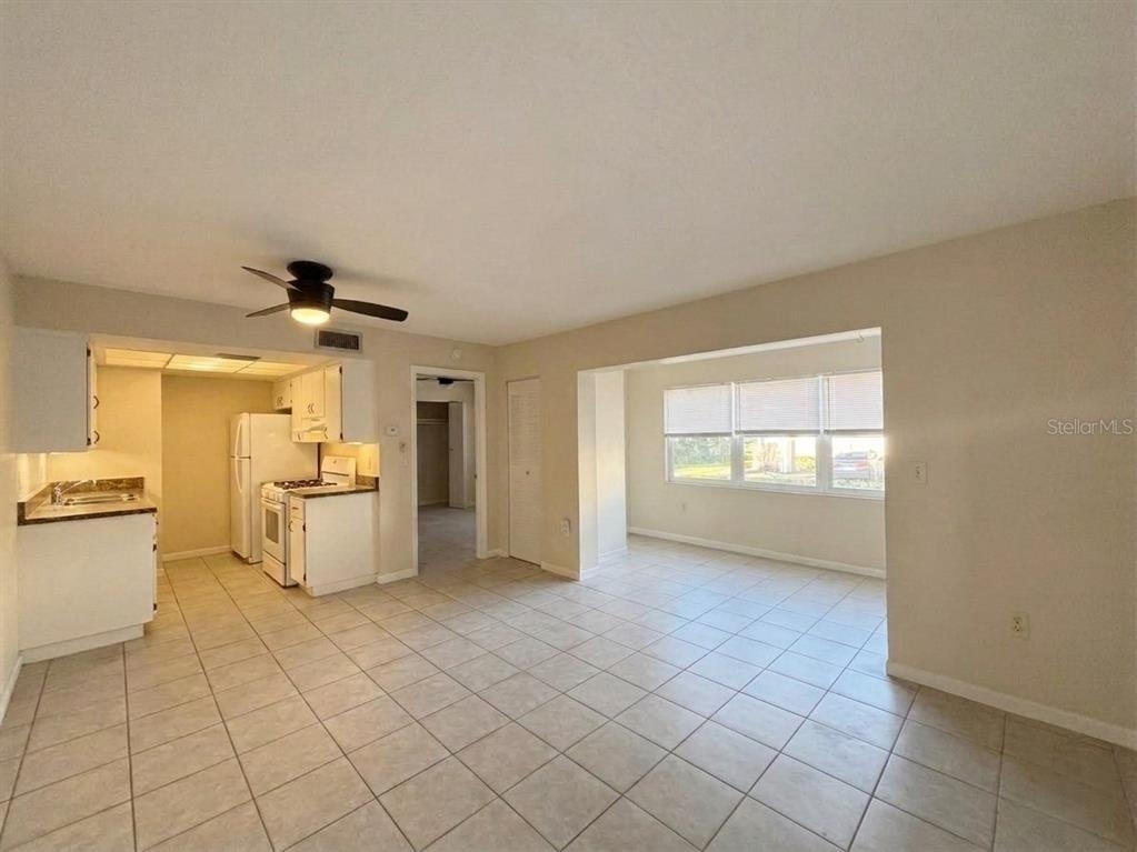 1103 Cypress Gardens Boulevard - Photo 2