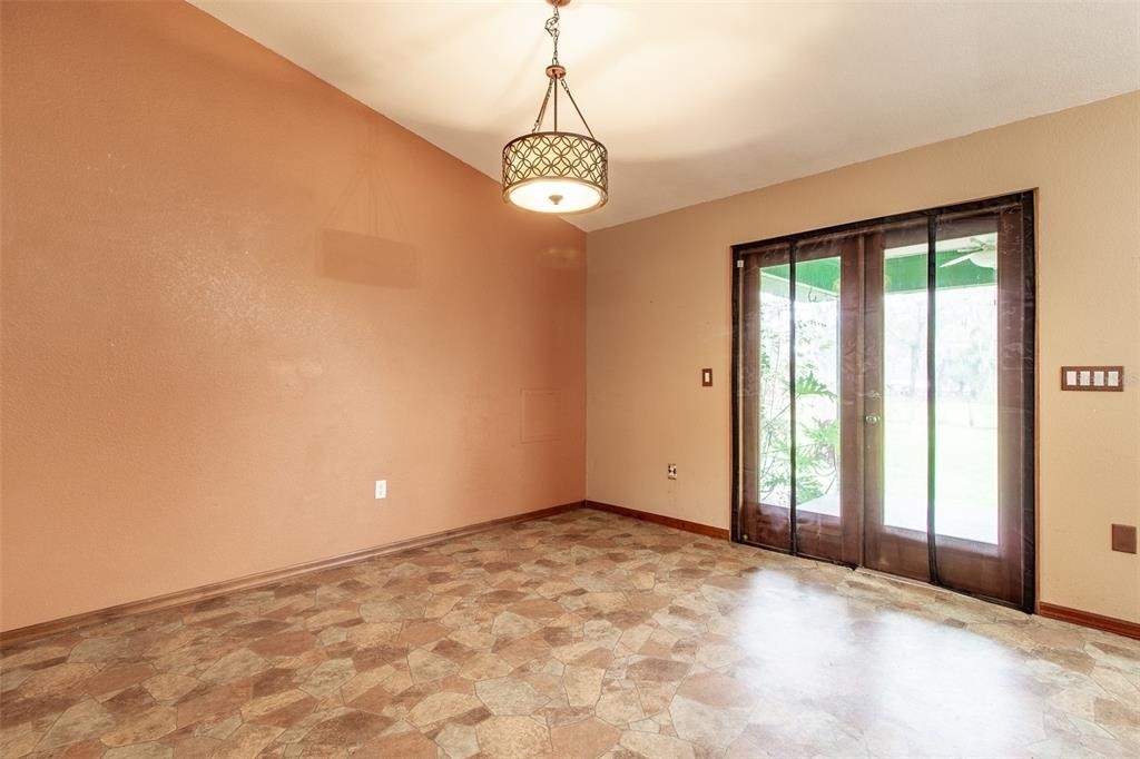 7115 Sw 80th Avenue - Photo 17