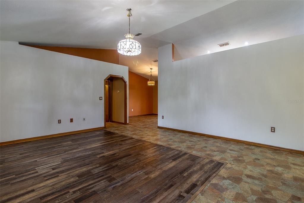 7115 Sw 80th Avenue - Photo 13