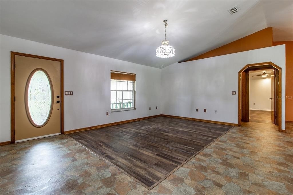 7115 Sw 80th Avenue - Photo 9