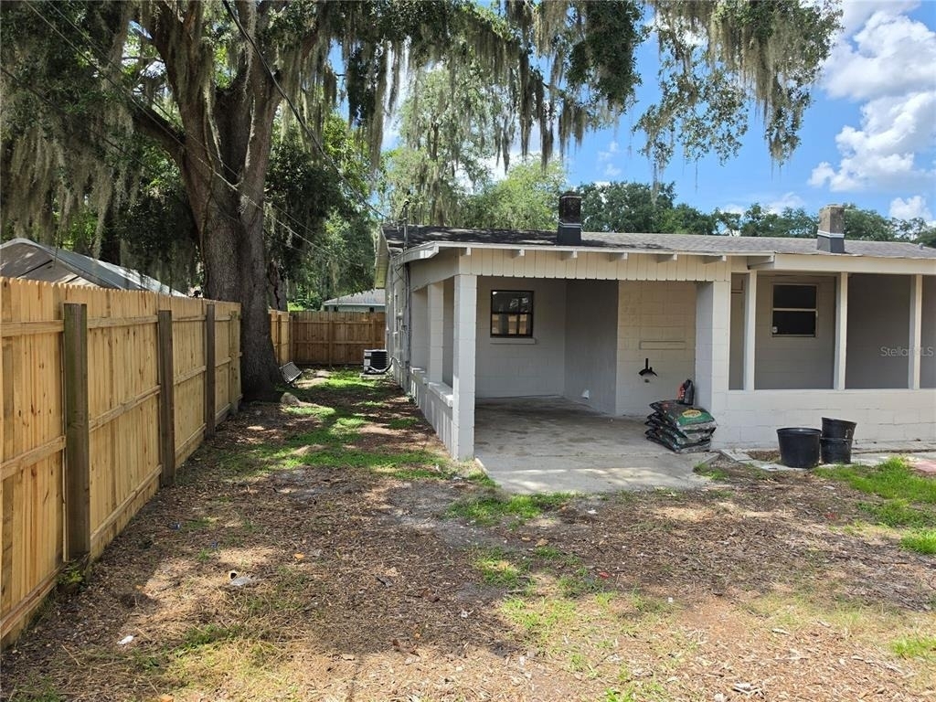 2205 1/2 S Park Avenue - Photo 38