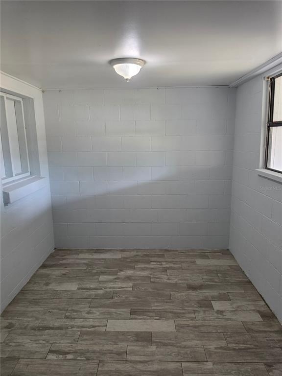 2205 1/2 S Park Avenue - Photo 30