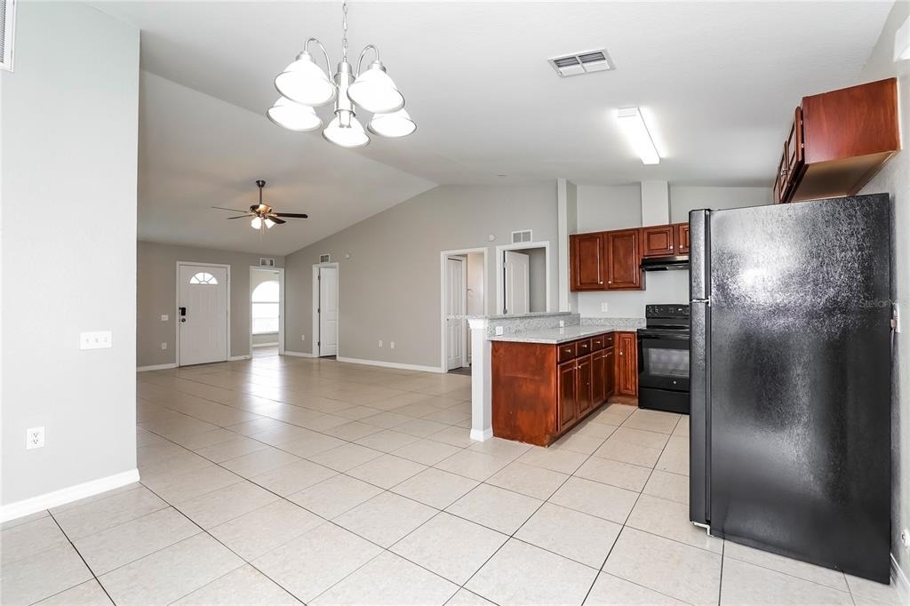 708 Tournament Lane - Photo 4