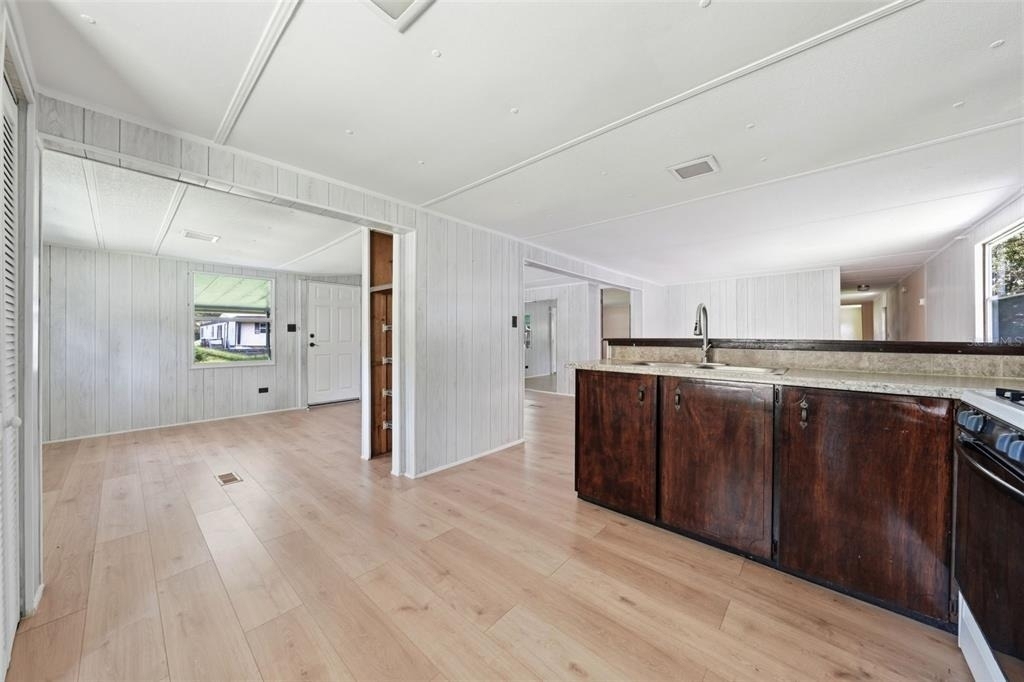 1096 Navajo Drive - Photo 8