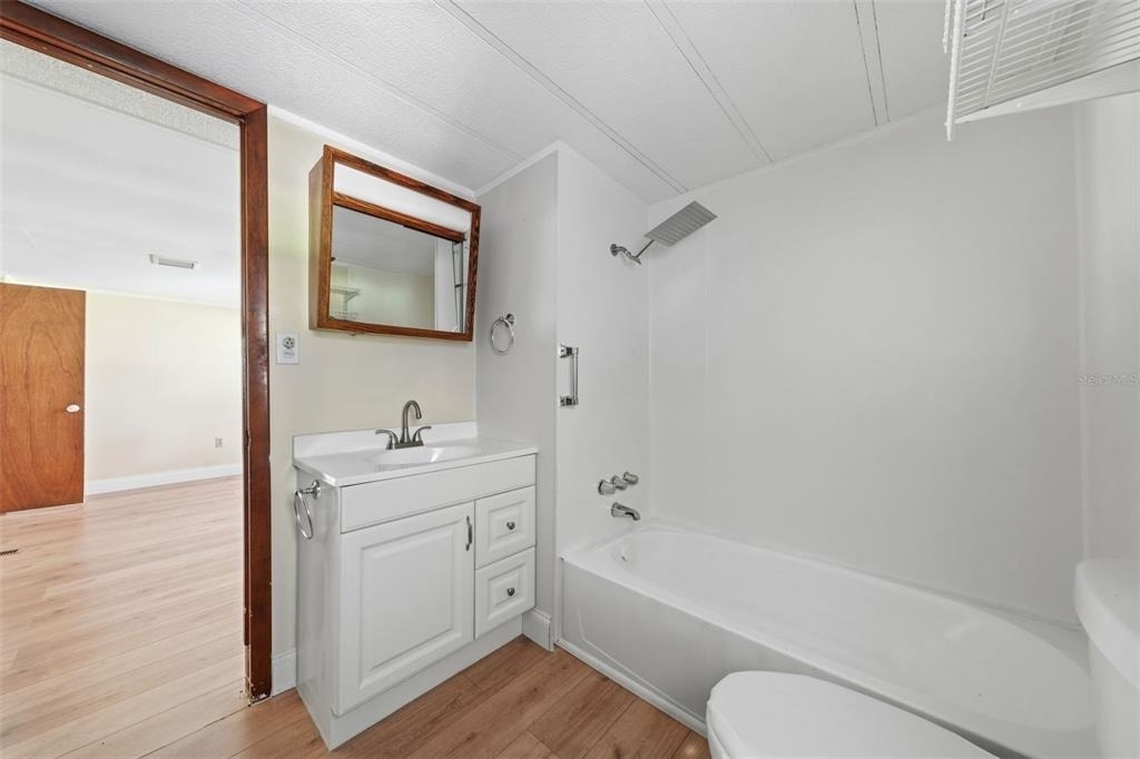 1096 Navajo Drive - Photo 14