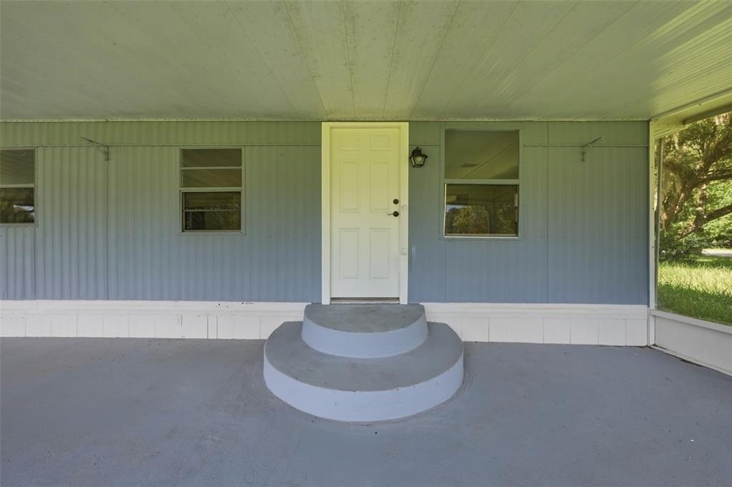 1096 Navajo Drive - Photo 3