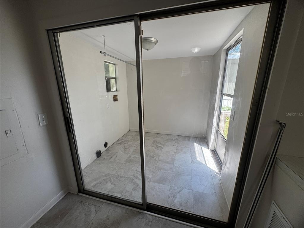 1001 Ne 77th Street - Photo 6
