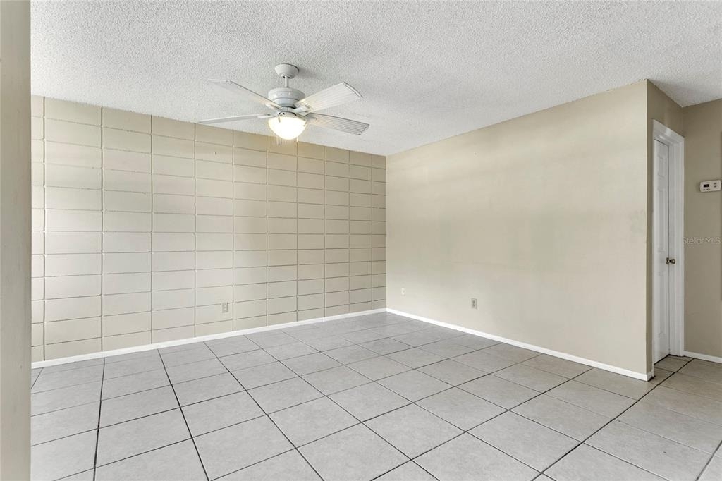 230 S 4th Street - Photo 4