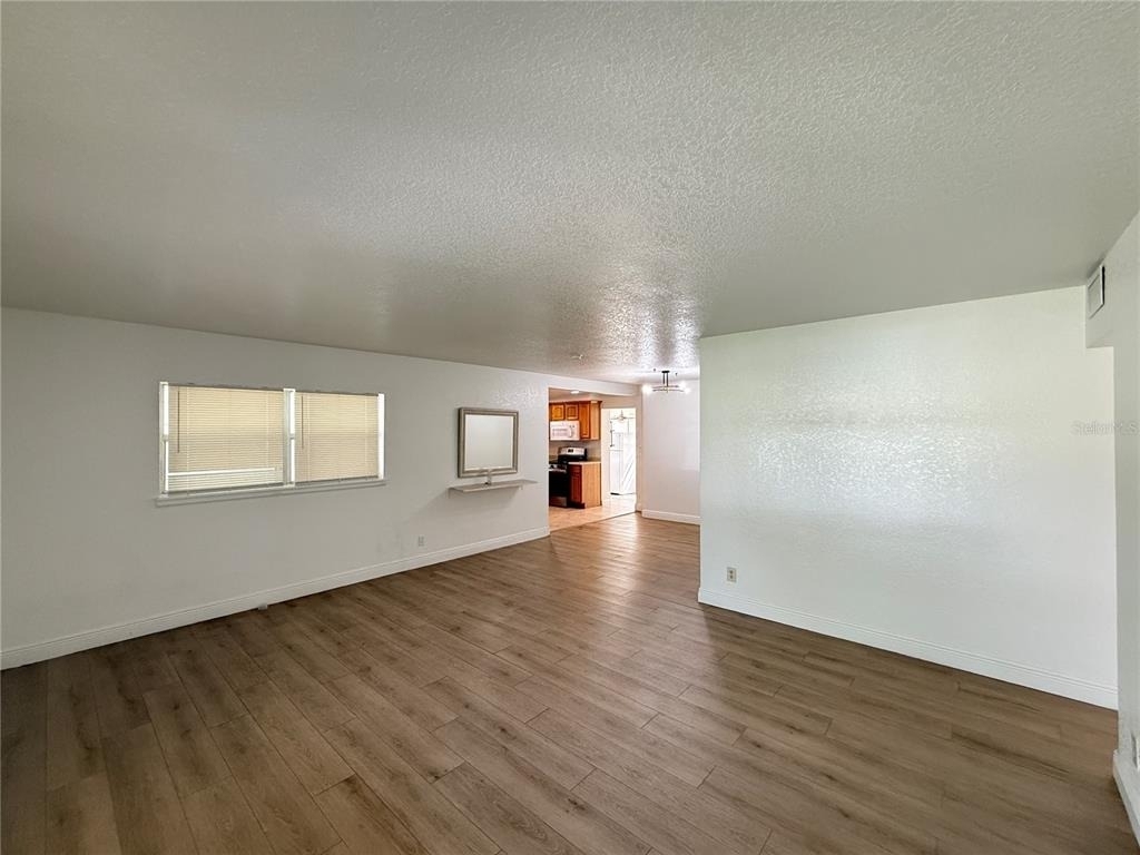 524 N Lakemont Avenue - Photo 3