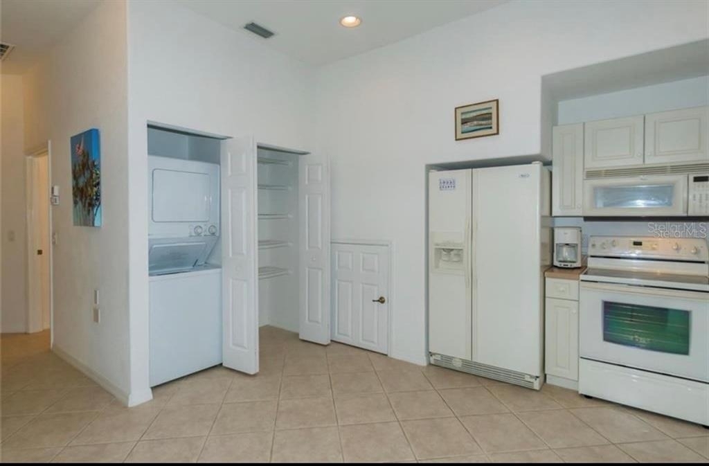 1604 Triano Circle - Photo 3