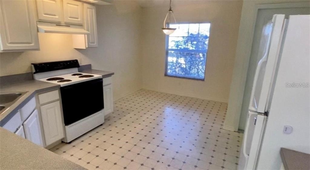 602 Huron Place - Photo 1
