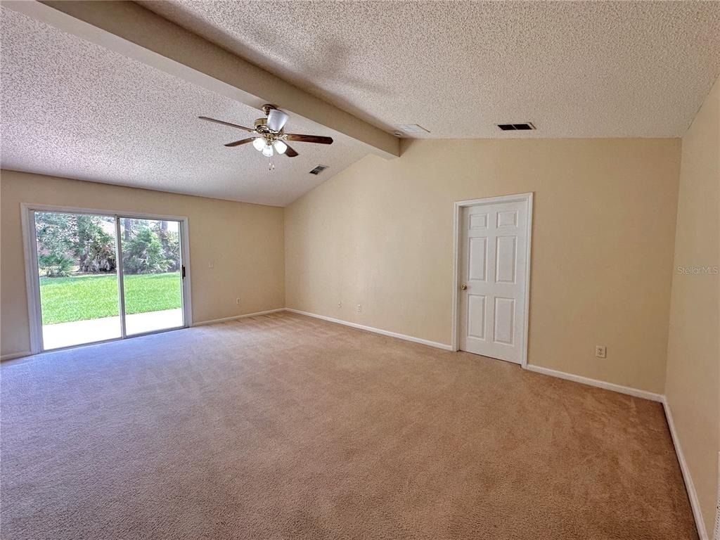 89 Berkshire Lane - Photo 12