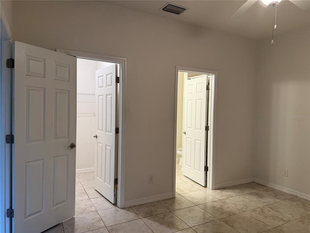 26077 Sandhill Boulevard - Photo 9