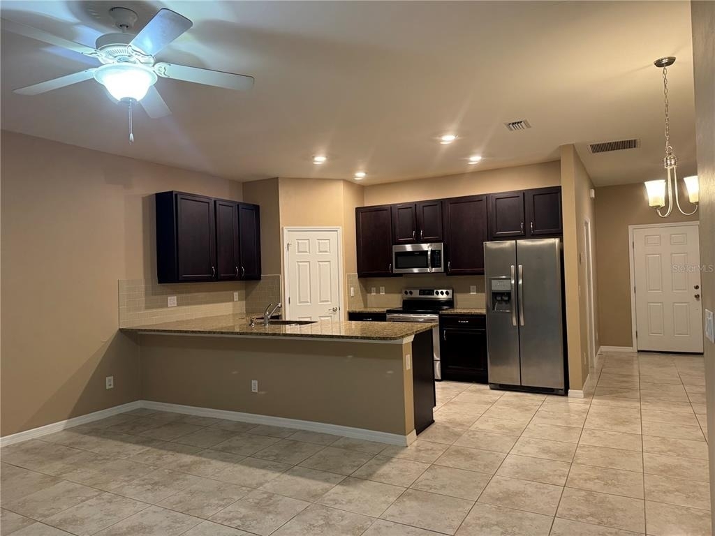 26077 Sandhill Boulevard - Photo 1