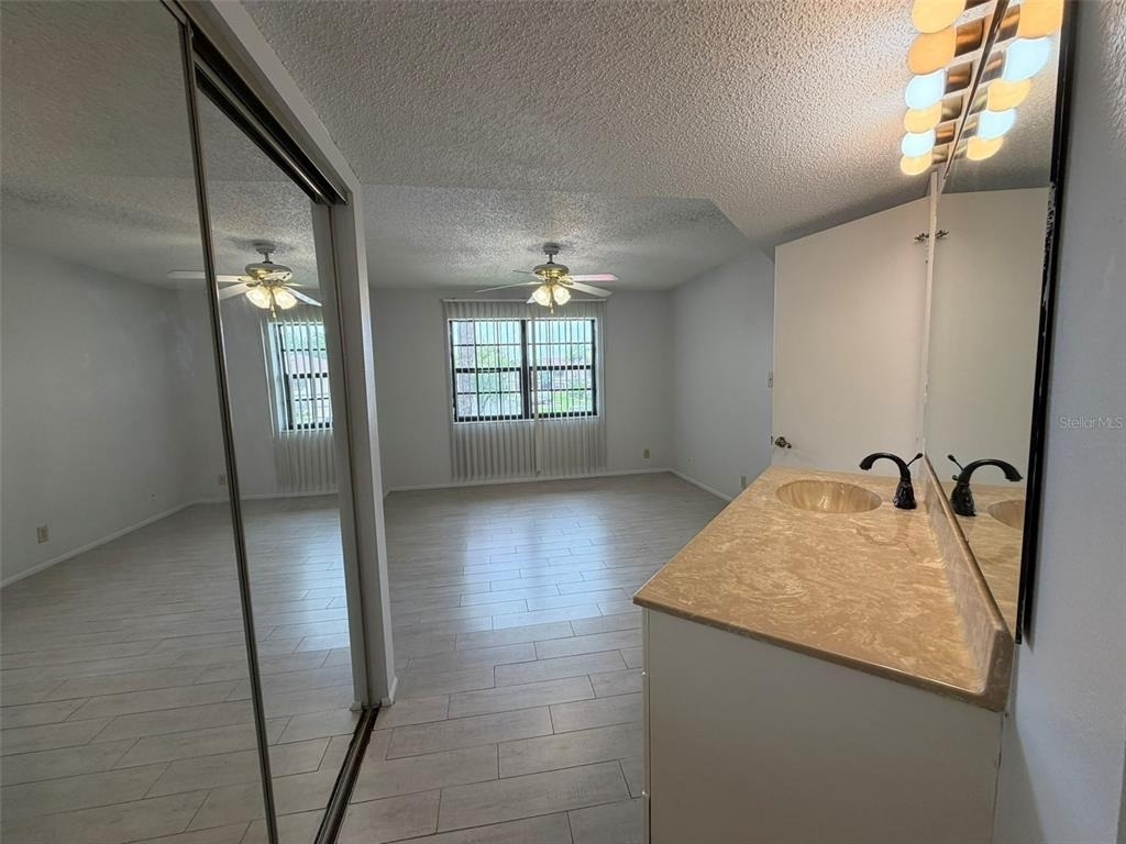 19505 Quesada Avenue - Photo 26