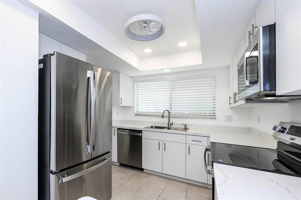 1001 W Marion Avenue - Photo 8