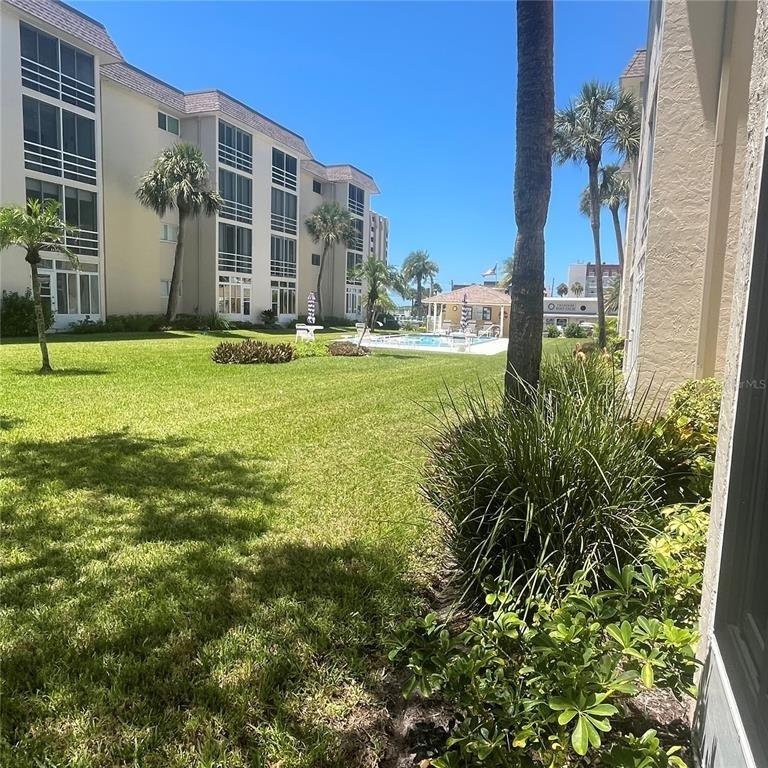 995 Laguna Drive - Photo 32