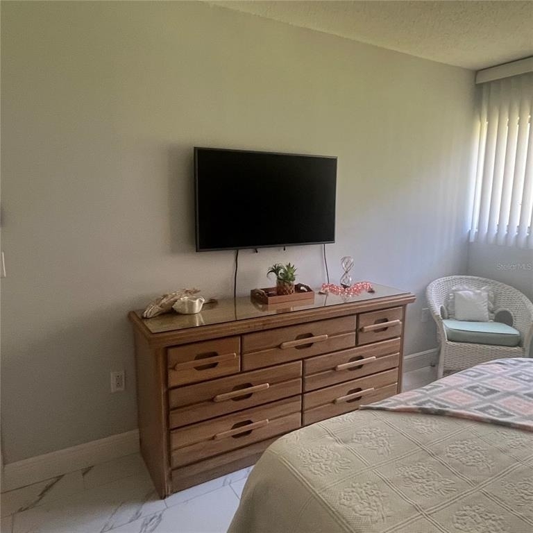 995 Laguna Drive - Photo 37