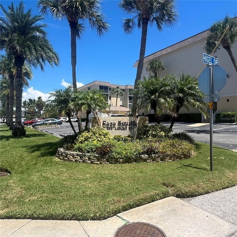 995 Laguna Drive - Photo 43