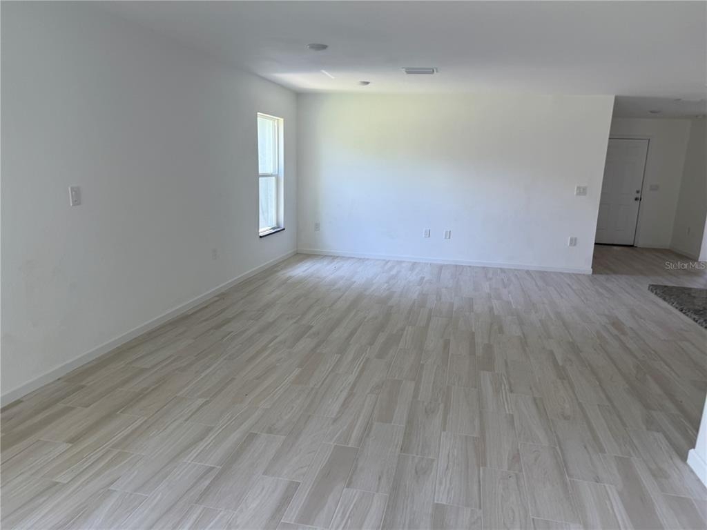 2408 Van Leer Avenue - Photo 2