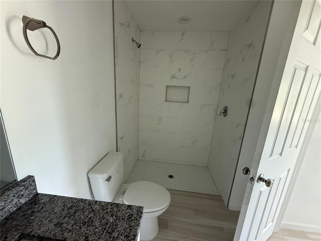 2408 Van Leer Avenue - Photo 11