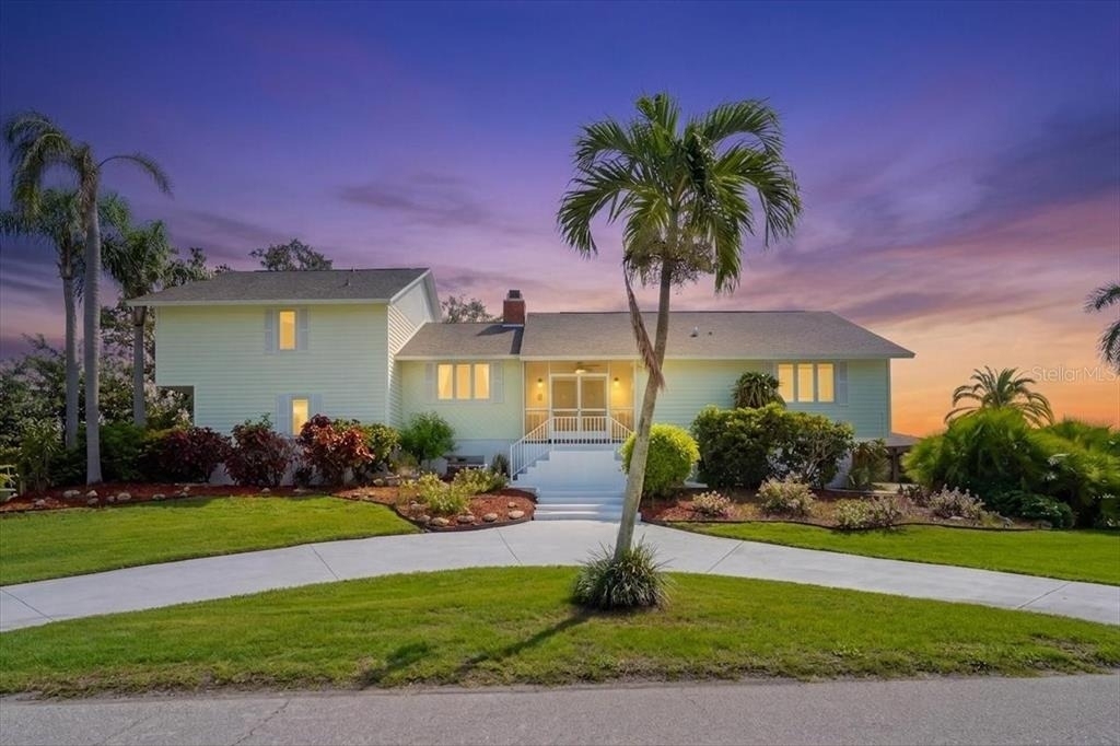 2407 Palma Sola Boulevard - Photo 0