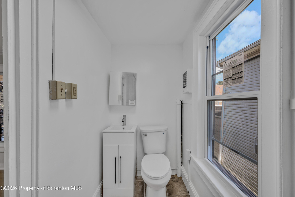 629 R Beech Street - Photo 8