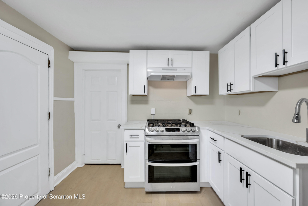 629 R Beech Street - Photo 11