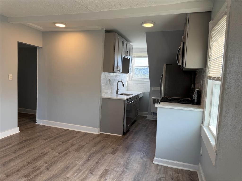 700 Wolf Avenue - Photo 29