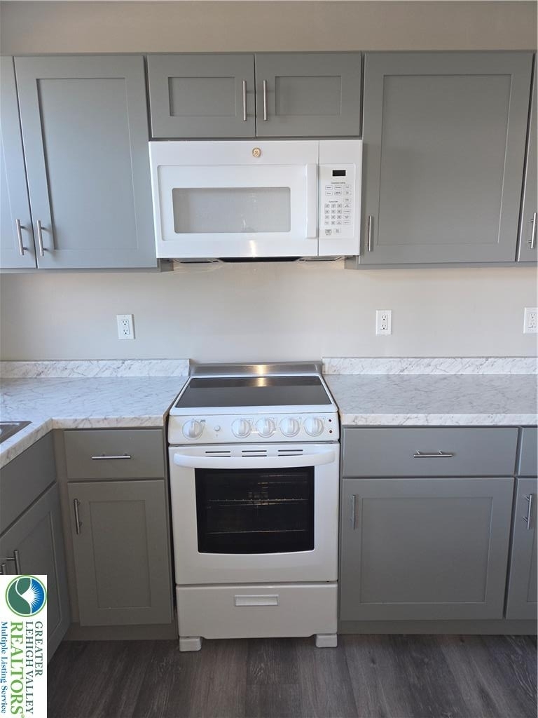1142 W Hamilton Street - Photo 5