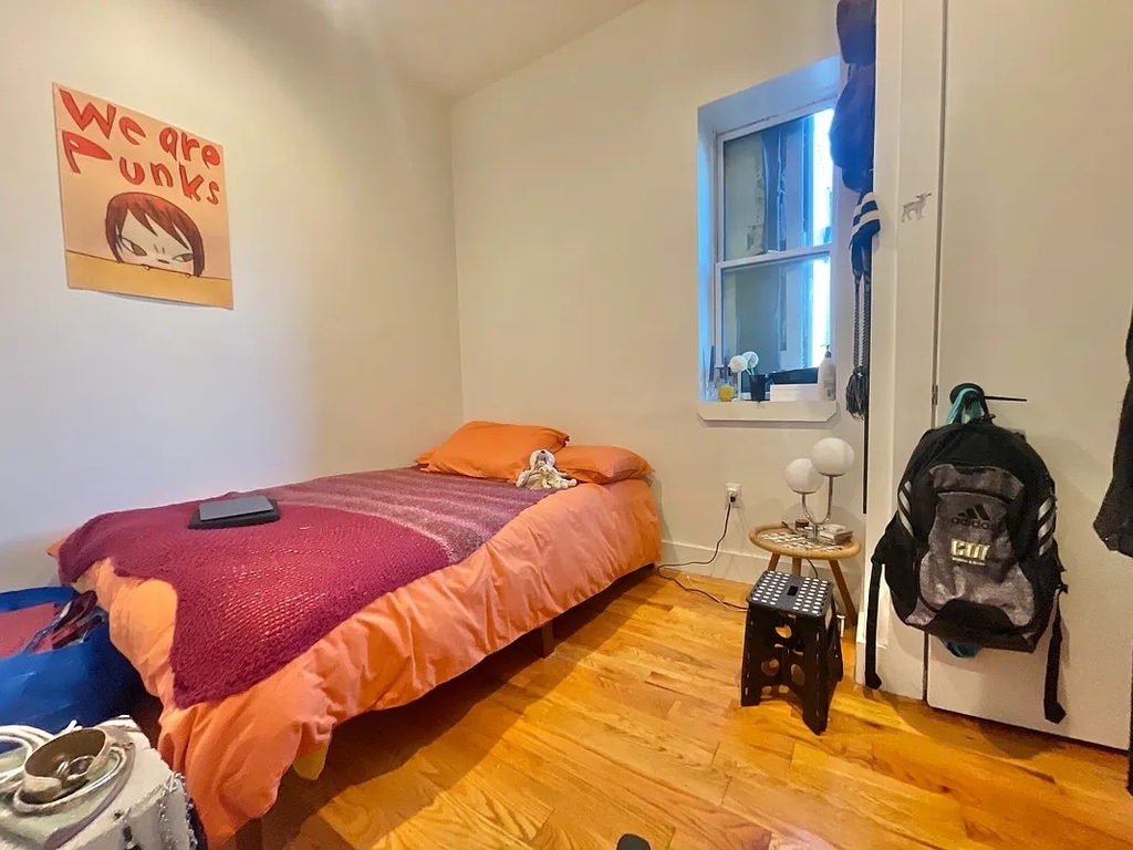 1534 Putnam Avenue - Photo 15