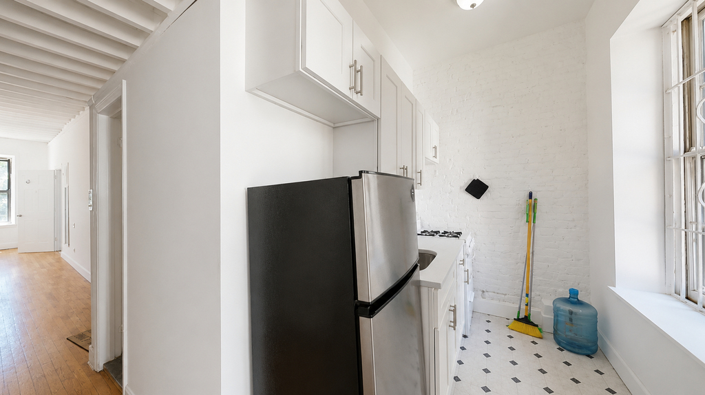 81 2nd Avenue - Photo 2