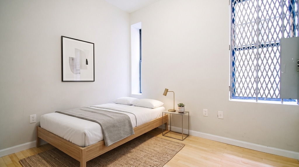 3139 Broadway - Photo 3