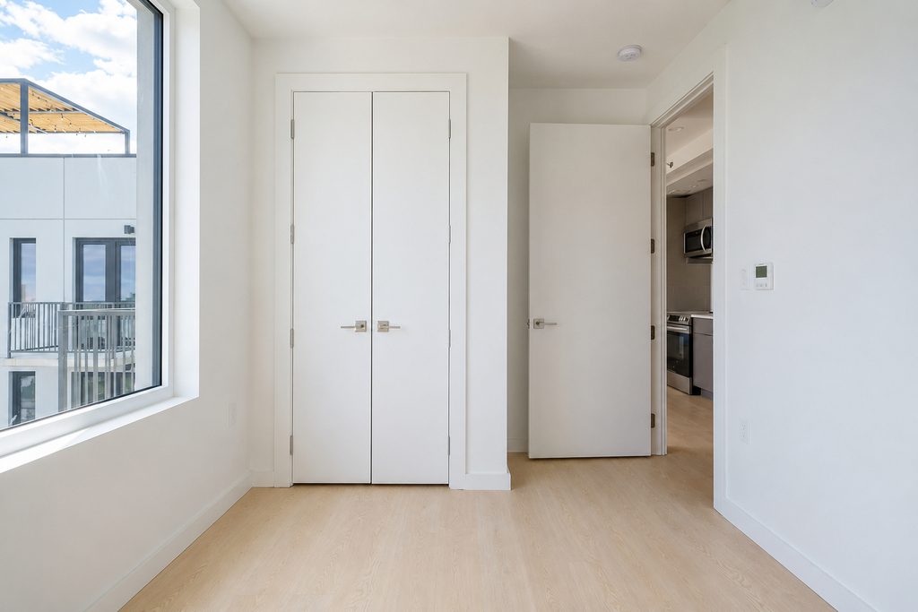 1499 Bedford Avenue - Photo 10