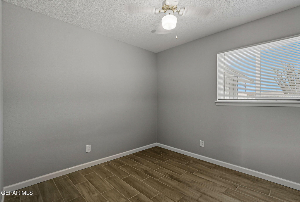 3911 Quasar Court - Photo 10