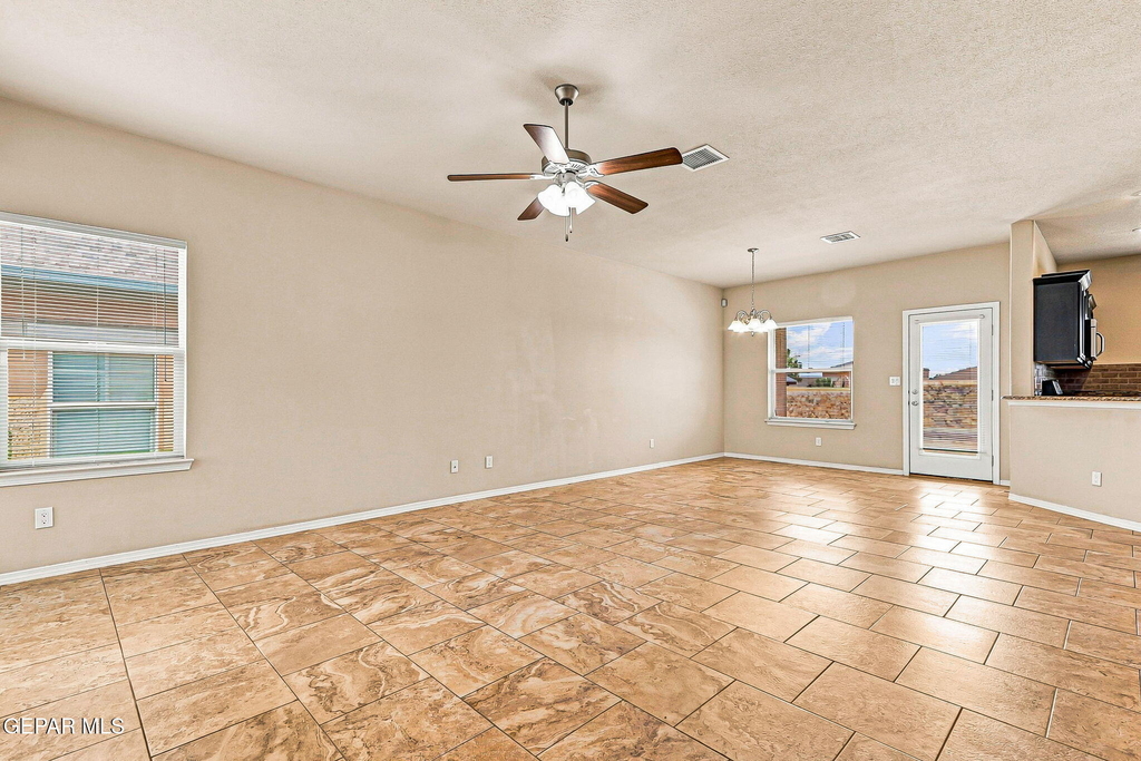7409 Dewberry Drive - Photo 6