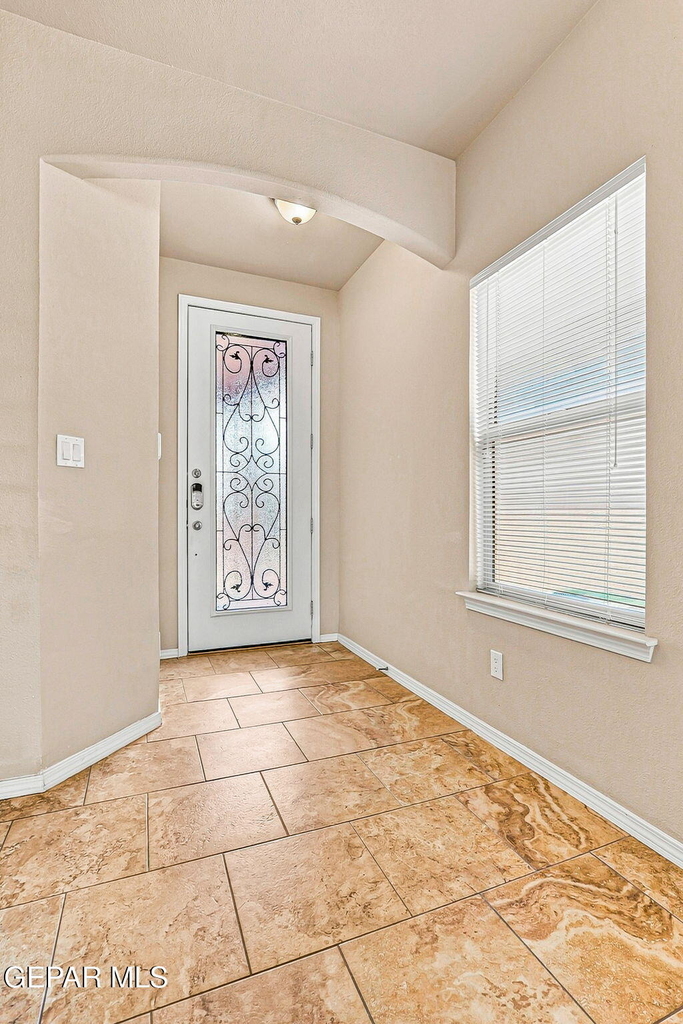 7409 Dewberry Drive - Photo 5