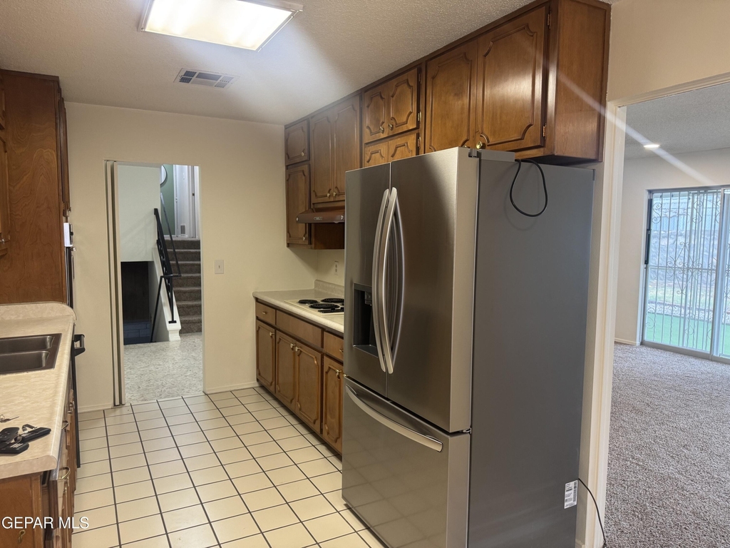 8800 Sampson Court - Photo 6