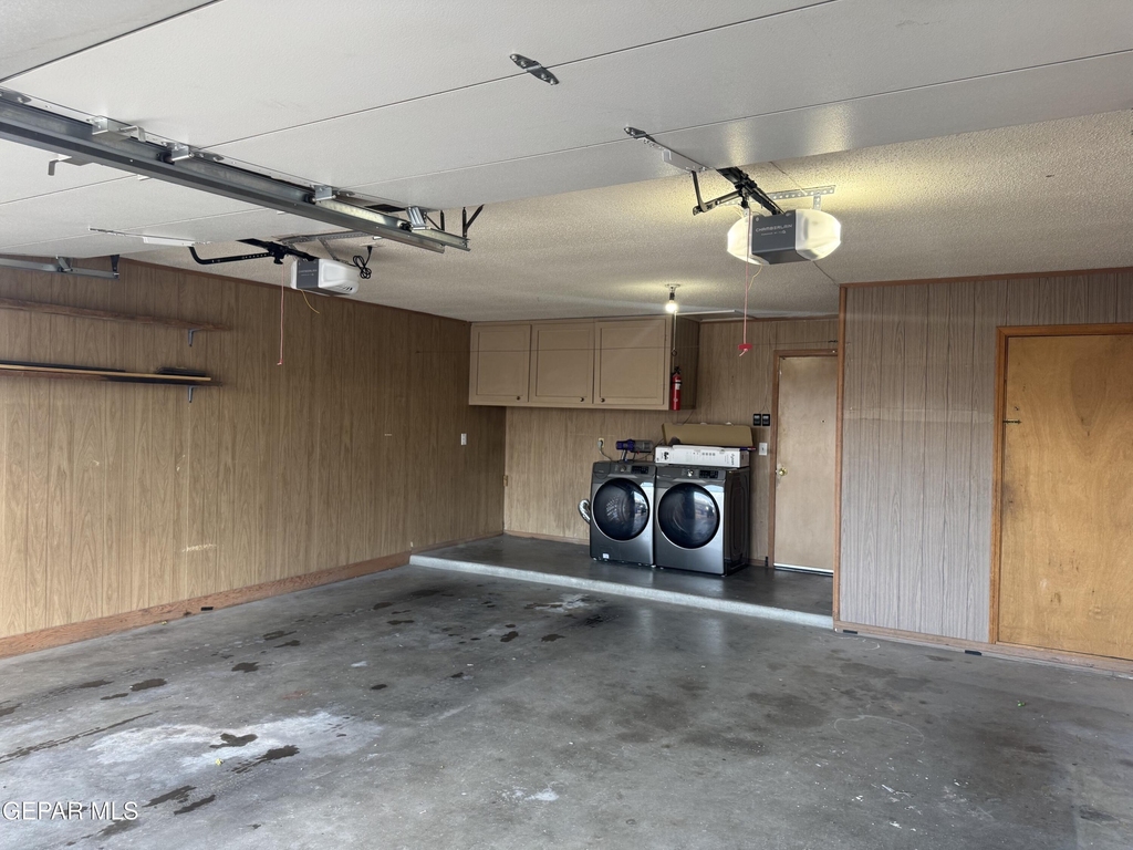 8800 Sampson Court - Photo 40