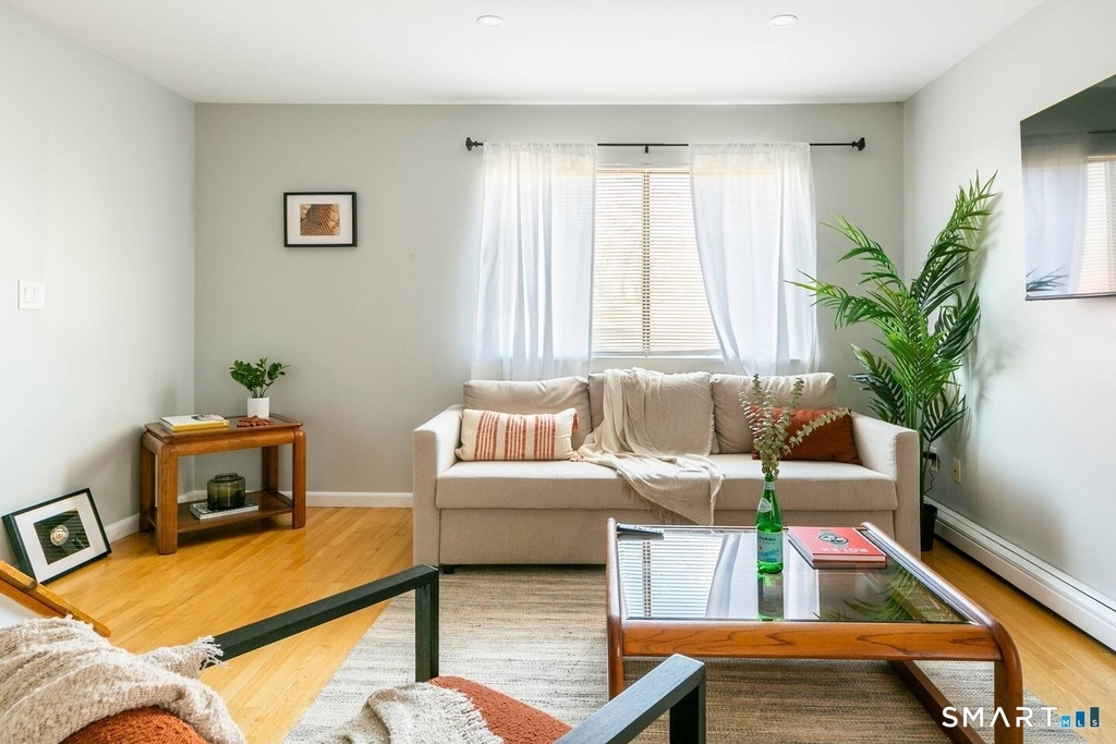 516 Indian Avenue - Photo 4